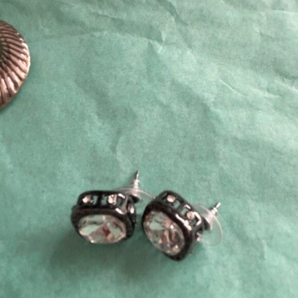 3 pairs of silver tone earrings and a delicate silver chain - Picture 3 of 8